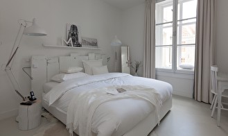 MEDIUM MOTHER GOOSE ROOM